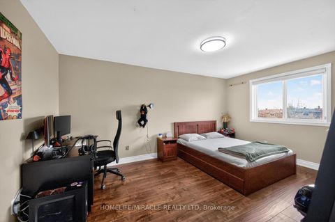 Photo 32 at 137 Minglehaze Drive, Jamestown, Toronto