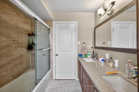 Photo 35 at 137 Minglehaze Drive, Jamestown, Toronto