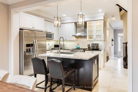 Photo 8 at 259 Barons Street, Kleinburg, Vaughan