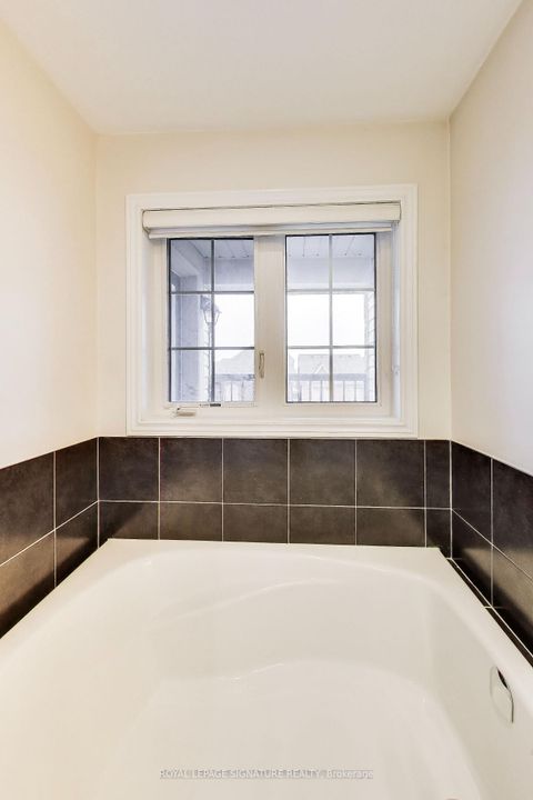 Photo 28 at 259 Barons Street, Kleinburg, Vaughan