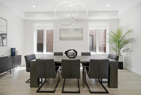 Photo 7 at 99 Coldwell Bay Circle, Kleinburg, Vaughan