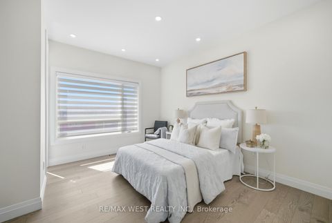 Photo 30 at 99 Coldwell Bay Circle, Kleinburg, Vaughan