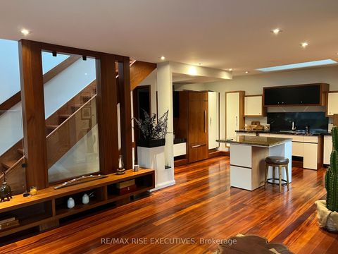 Photo 6 at 32 Regal Road, Wychwood, Toronto