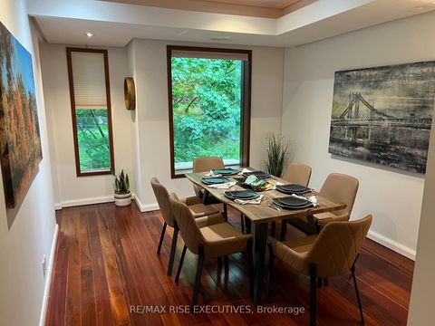 Photo 11 at 32 Regal Road, Wychwood, Toronto