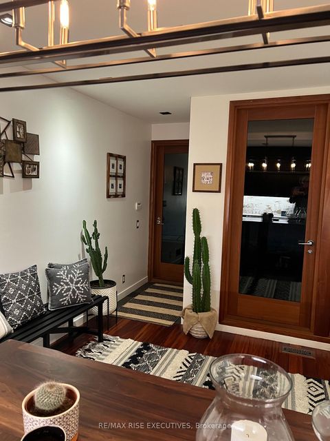 Photo 21 at 32 Regal Road, Wychwood, Toronto