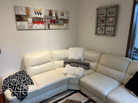 Photo 29 at 32 Regal Road, Wychwood, Toronto