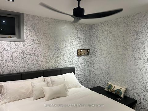 Photo 32 at 32 Regal Road, Wychwood, Toronto
