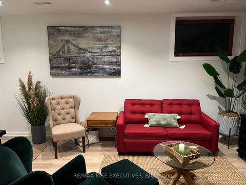Photo 37 at 32 Regal Road, Wychwood, Toronto