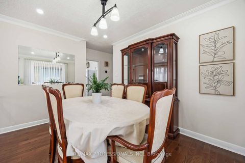 Photo 5 at 14 Dashwood Crescent, Beaumonde Heights, Toronto