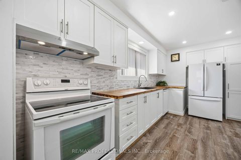 Photo 8 at 14 Dashwood Crescent, Beaumonde Heights, Toronto
