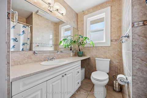 Photo 12 at 14 Dashwood Crescent, Beaumonde Heights, Toronto