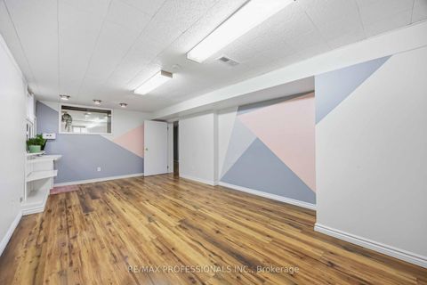 Photo 17 at 14 Dashwood Crescent, Beaumonde Heights, Toronto