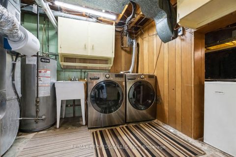 Photo 19 at 14 Dashwood Crescent, Beaumonde Heights, Toronto