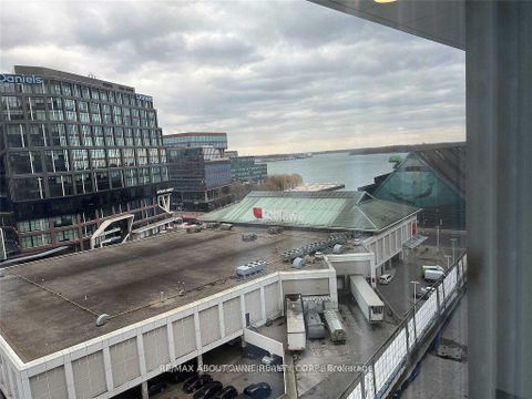 Photo 1 at 1105 - 138 Downes Street, Waterfront Communities C8, Toronto