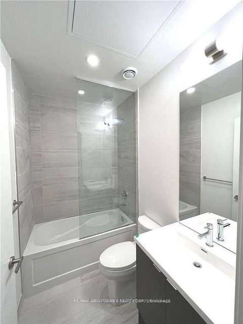 Photo 5 at 1105 - 138 Downes Street, Waterfront Communities C8, Toronto