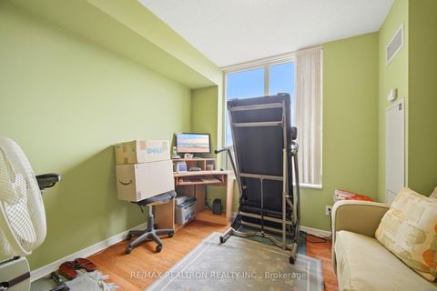Photo 1 at 411 - 330 Red Maple Road, Langstaff, Richmond Hill
