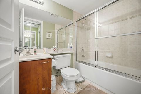 Photo 3 at 411 - 330 Red Maple Road, Langstaff, Richmond Hill