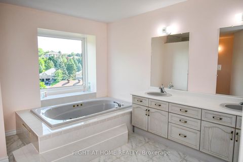 Photo 22 at 11 Thackeray Crescent, Letitia Heights, Barrie