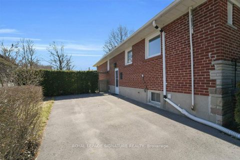 Photo 3 at 73 Tansley Avenue, Bendale, Toronto