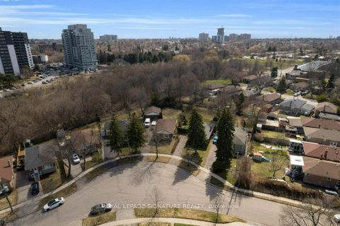 Photo 5 at 73 Tansley Avenue, Bendale, Toronto