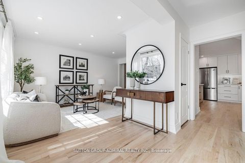 Photo 2 at 248 Sandringham Drive, Westgate, Toronto