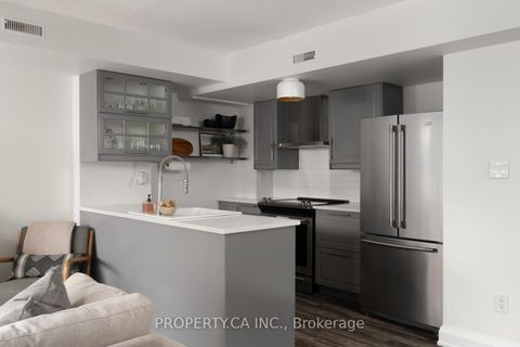 Photo 5 at 133 - 25 Turntable Crescent, Junction, Toronto