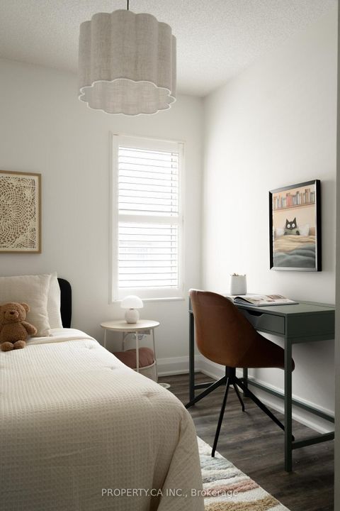 Photo 17 at 133 - 25 Turntable Crescent, Junction, Toronto