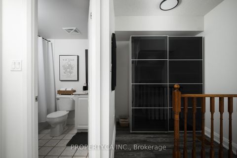 Photo 19 at 133 - 25 Turntable Crescent, Junction, Toronto