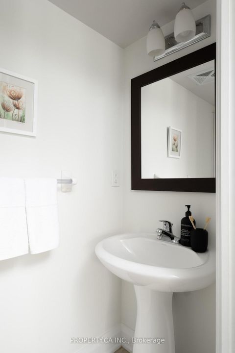 Photo 21 at 133 - 25 Turntable Crescent, Junction, Toronto