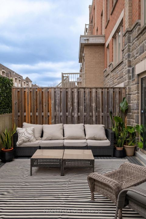 Photo 23 at 133 - 25 Turntable Crescent, Junction, Toronto