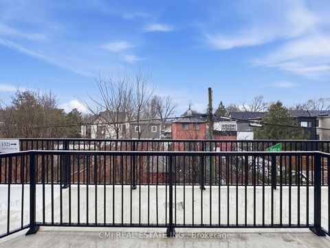 Photo 21 at 14 - 1321 Gerrard Street E, Coxwell, Toronto