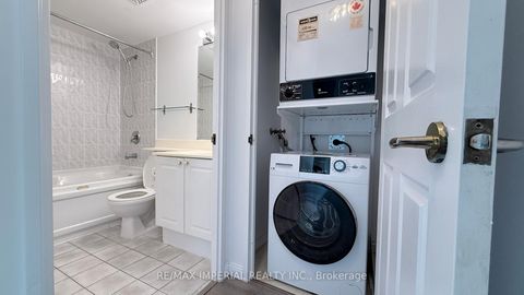 Photo 17 at 2209 - 1 Lee Centre Drive, Woburn, Toronto