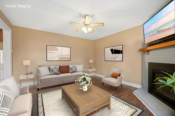 Photo 18 at 4616 Owl Circle, Hurontario, Mississauga