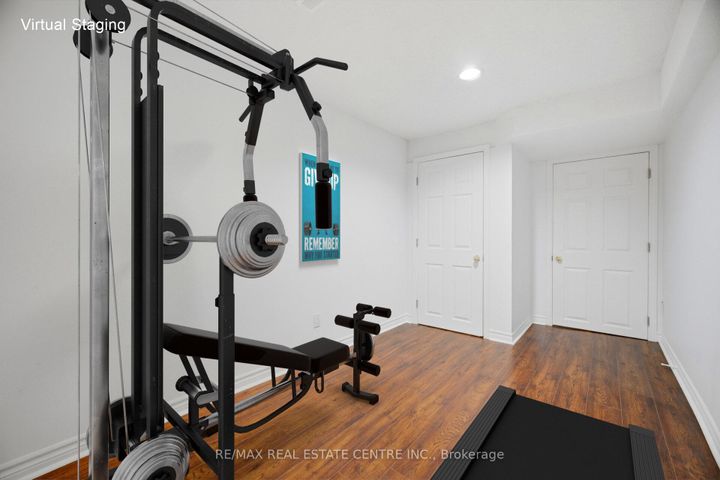 Photo 43 at 4616 Owl Circle, Hurontario, Mississauga