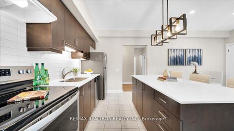 Photo 8 at 504 - 10 Culinary Lane, Rural Barrie Southeast, Barrie