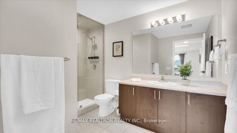 Photo 15 at 504 - 10 Culinary Lane, Rural Barrie Southeast, Barrie