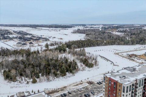 Photo 26 at 504 - 10 Culinary Lane, Rural Barrie Southeast, Barrie