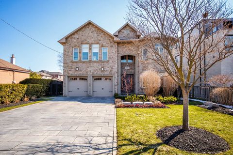 Photo 1 at 3 Dunsmore Gardens, Clanton Park, Toronto