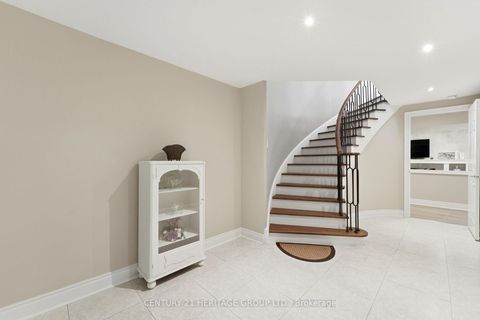 Photo 29 at 12 Lavinio Court, Maple, Vaughan