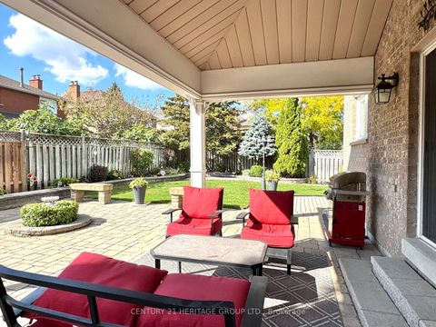 Photo 40 at 12 Lavinio Court, Maple, Vaughan