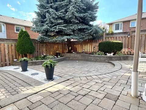 Photo 41 at 12 Lavinio Court, Maple, Vaughan