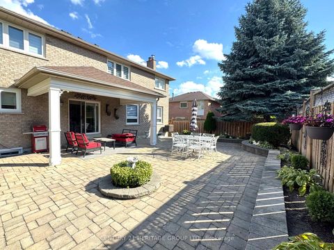 Photo 45 at 12 Lavinio Court, Maple, Vaughan