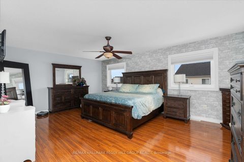 Photo 11 at 20 The Queensway, Shore, Barrie