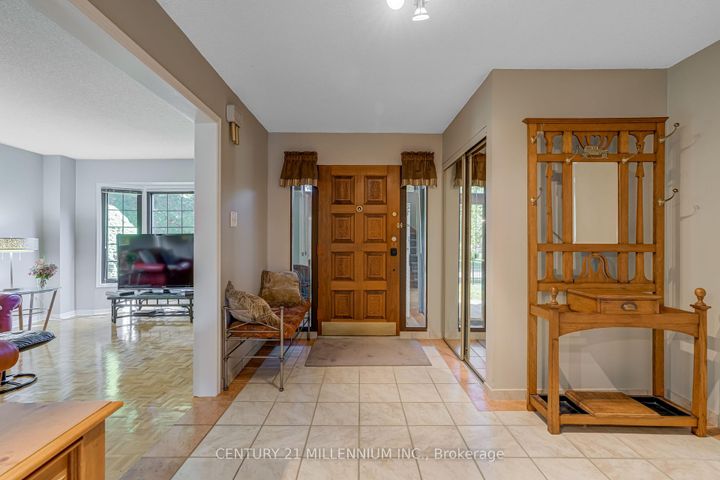 Photo 3 at 10 Phelps Drive, Northwood Park, Brampton