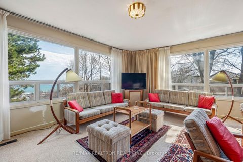 Photo 16 at 37 Sunnypoint Crescent, Cliffcrest, Toronto