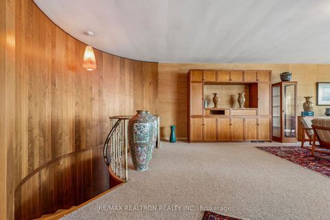 Photo 18 at 37 Sunnypoint Crescent, Cliffcrest, Toronto