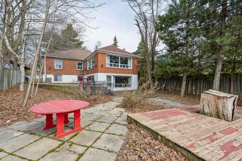Photo 35 at 37 Sunnypoint Crescent, Cliffcrest, Toronto