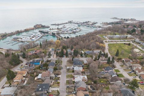 Photo 36 at 37 Sunnypoint Crescent, Cliffcrest, Toronto