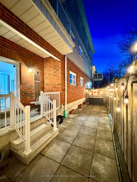 Photo 15 at 102 - 9944 Keele Street, Maple, Vaughan