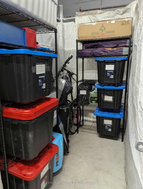 Photo 16 at 102 - 9944 Keele Street, Maple, Vaughan